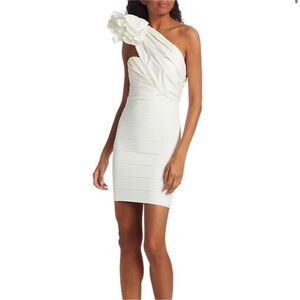 HERVE LÉGER One-Shoulder Taffeta Ruffle
Mini Dress White. Alabaster size XS